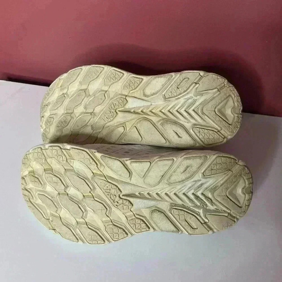 HOKA Women Clifton - Picture 6 of 7